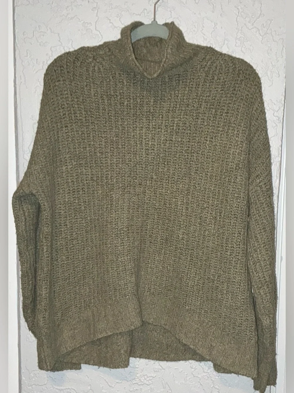 American Eagle Outfitters Olive Green Chunky Turtleneck Sweater